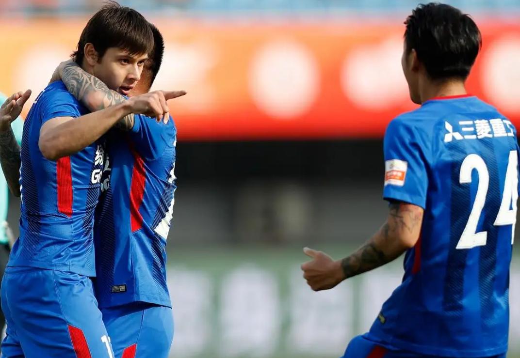 开云体验APP官网入口-Uzi在塞尔维亚队比赛中爆冷，出色防守引发热议！引发球迷热议-开云体验APP官网入口