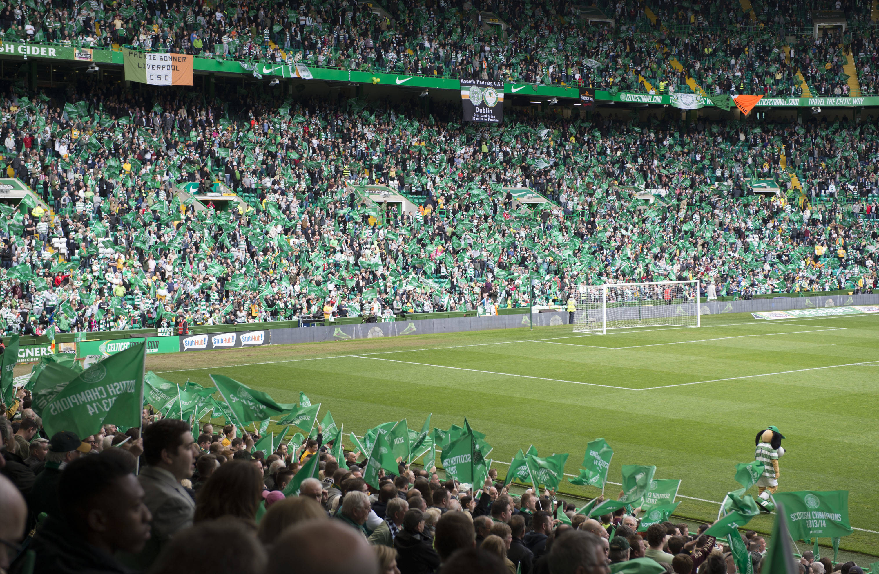 开云体验APP官网入口-托特纳姆发布备战花絮，赛后刷新队史纪录，欧冠任务艰巨，身体对抗强度拉满-开云体验APP官网入口