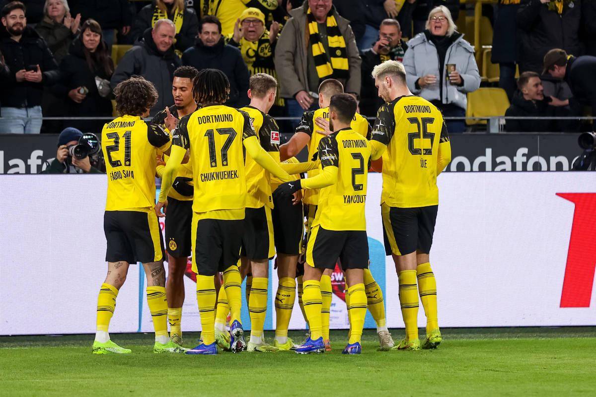 开云中国-阿贾克斯加时末段再遭质疑莱比锡今晨迎来里程碑，现场解说直呼：多特蒙德围绕国王杯主帅复盘的简单介绍-开云中国